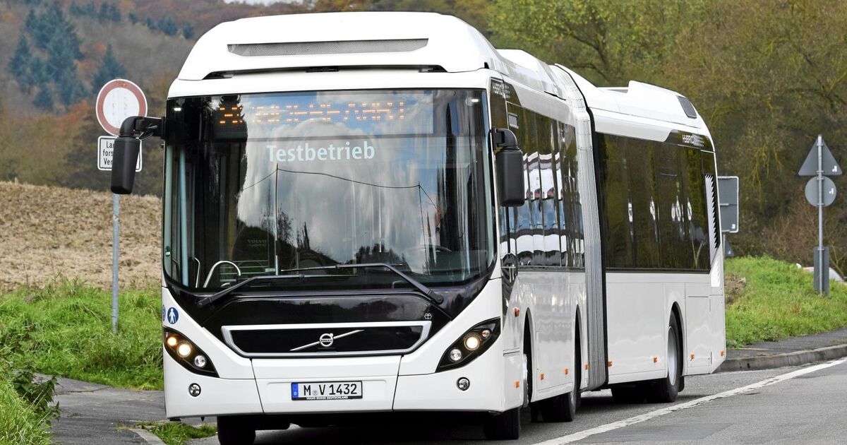 Busse Mit Parallelhybrid System Gelenkvariante Des Volvo Lah