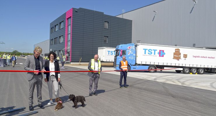 Einladung zur Eröffnung des neuen TST Logistikzentrums für Nestlé Purina PetCare am 28.05. in Worms