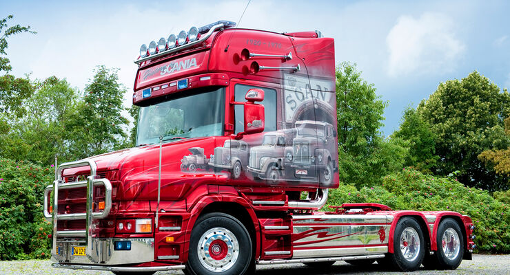 Scania T 164 580 – History, Truck