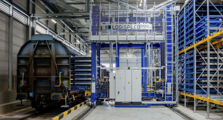 VW stellt Batterie-Logistik in Zwickau auf Zugtransport um.