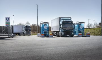 Volvo bringt den FH und den FM LNG-Lkw mit mehr Leistung auf den Markt.